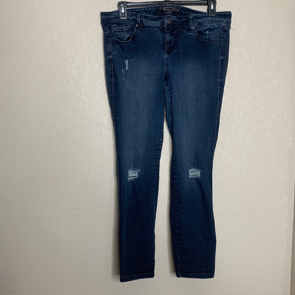 Torrid Luxe Skinny Blue Denim Distressed Jeans Size 16R